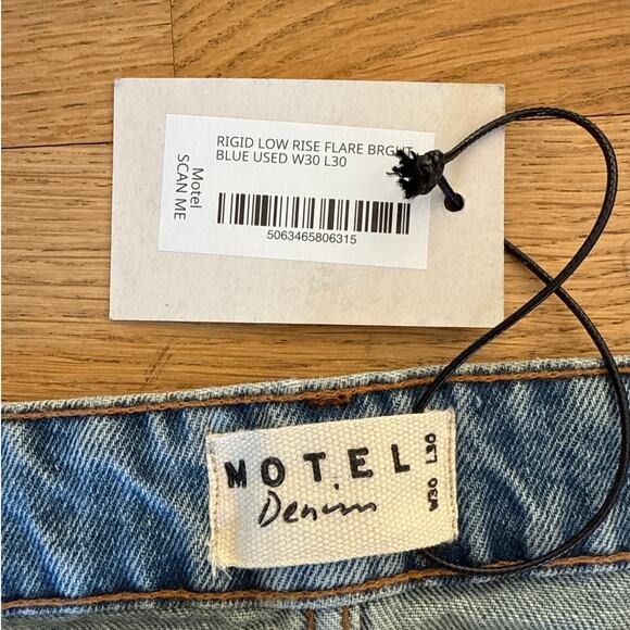 Motel Flkare Jeans Rigid Low Rise Size 30 Color Bright Blue Used - Picture 3 of 4